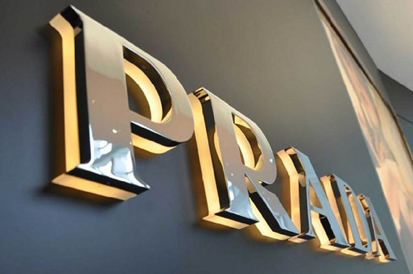 quang-cao-nguyen-vinh-binh-duong-khac-chu-noi-inox